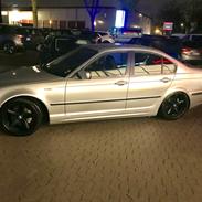 BMW 320 i række 6'er