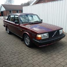 Volvo 244 GLT