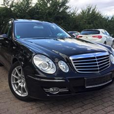 Mercedes Benz E320 T CDI Avantgarde