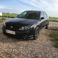 Ford Mondeo mk3. 2.5 v6 hatchback