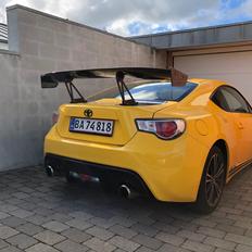 Toyota "Toyobaru" GT86