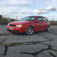 VW Golf 4