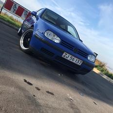 VW Golf 4