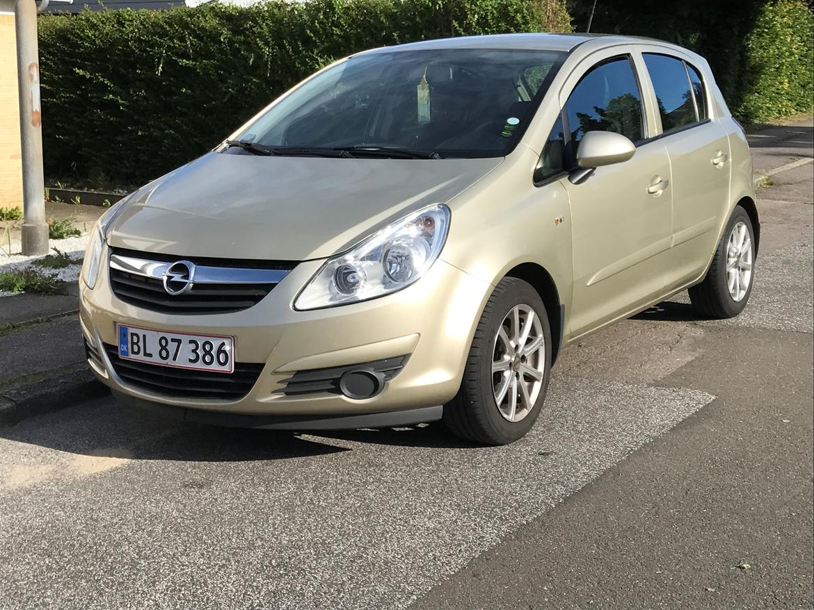 Opel Corsa D 1,3 CDTI billede 1