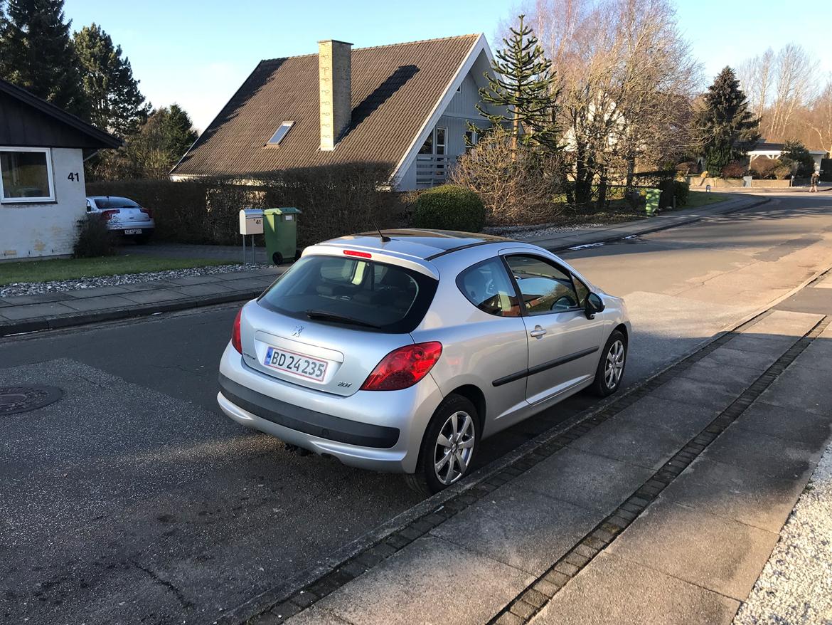 Peugeot 207 1,6 GT Hdi billede 13