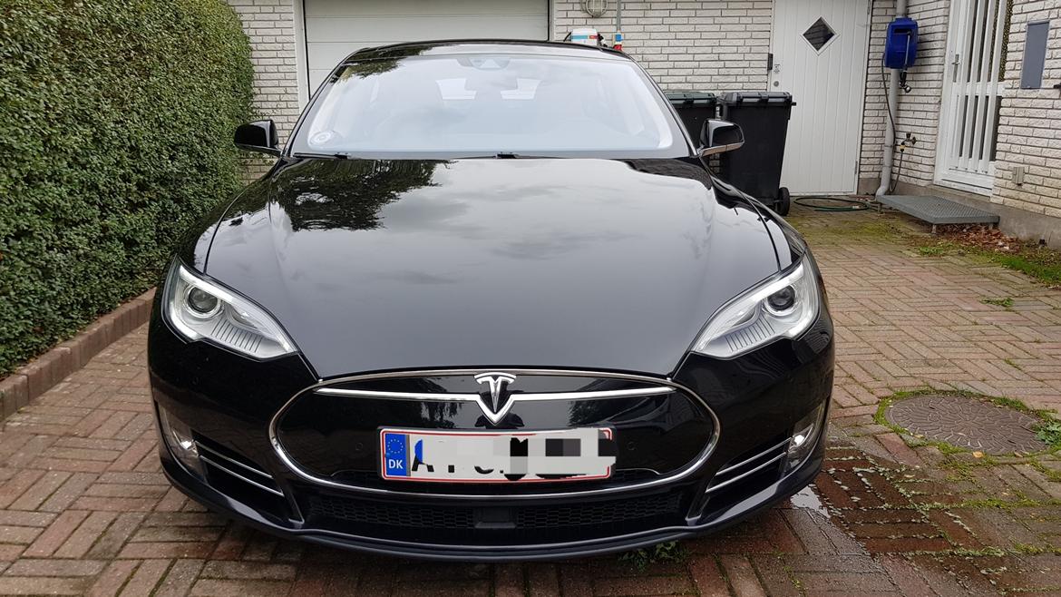 Tesla Model S 85D billede 1