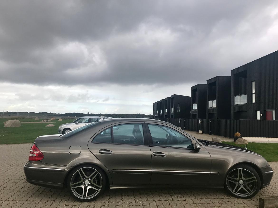 Mercedes Benz E320 CDI Avantgarde  billede 9