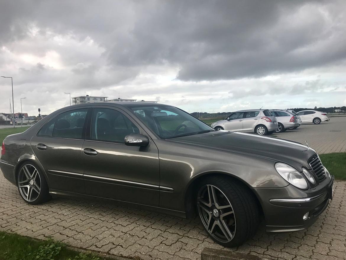 Mercedes Benz E320 CDI Avantgarde  billede 10