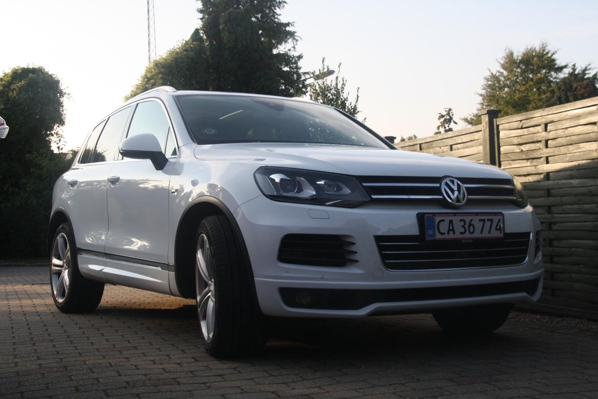 VW Touareg 3.0 V6 TDI R-Line billede 1