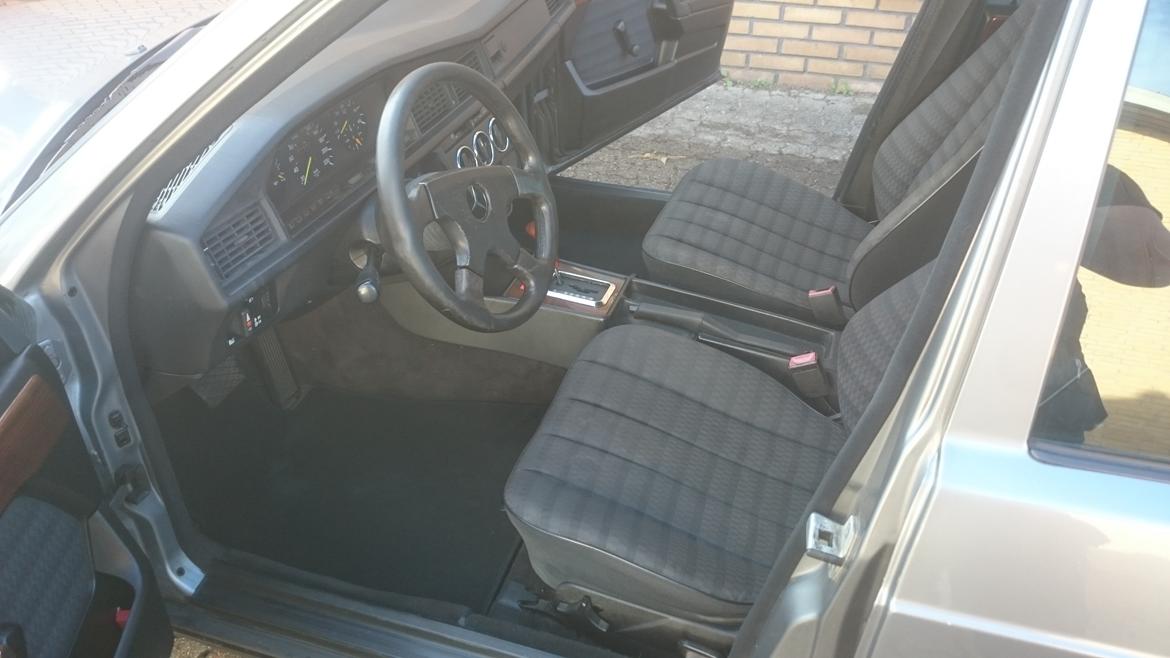 Mercedes Benz 190D 2,5 Turbo  billede 12