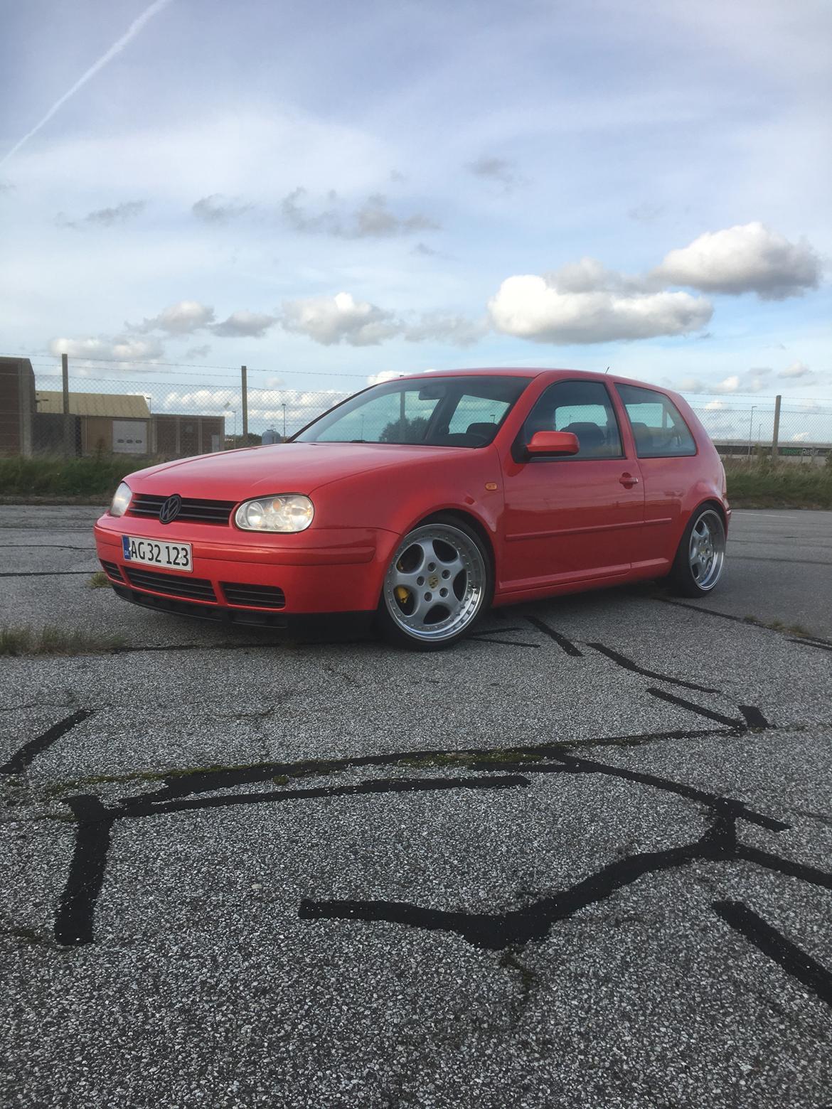 VW Golf 4 billede 1