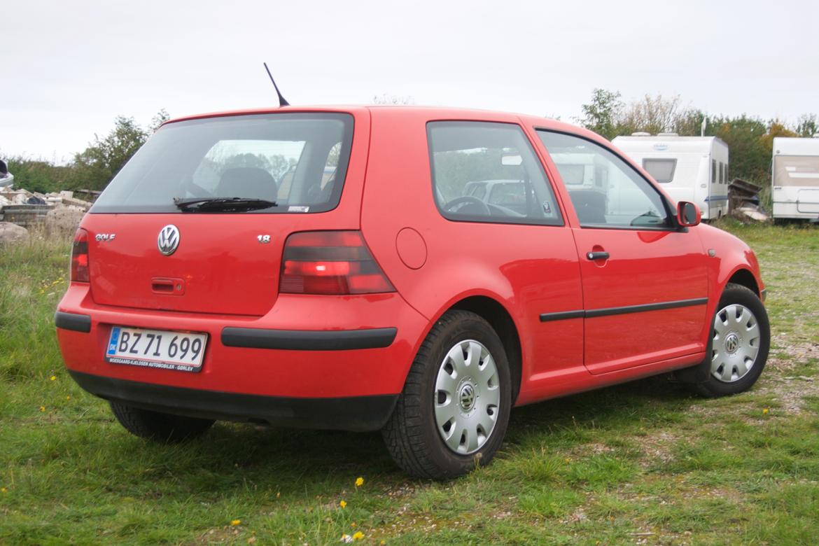 VW Golf IV 1,8 20v 125hk AUT billede 3