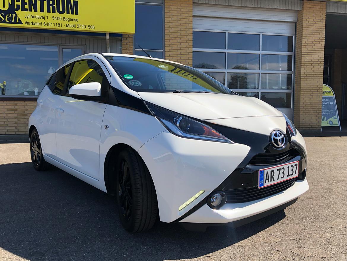 Toyota Aygo X-wave Sky billede 8