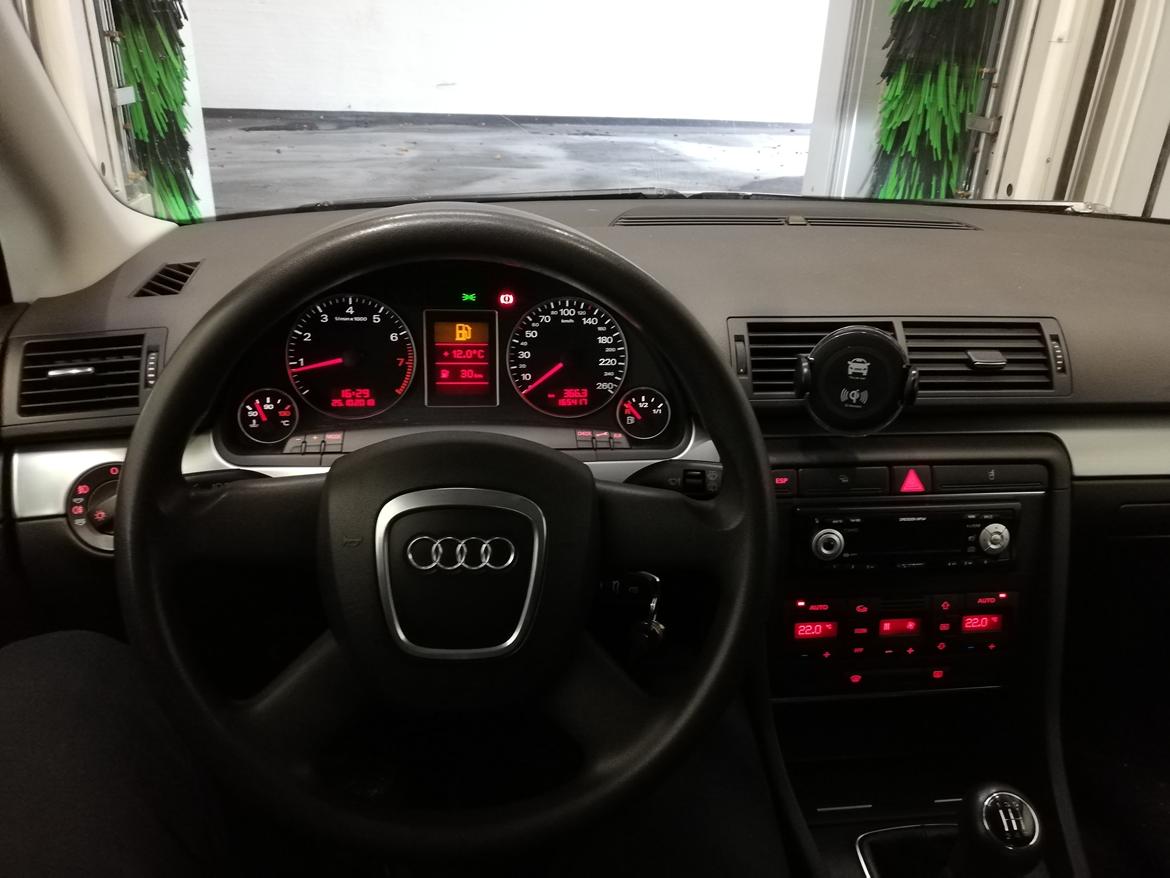 Audi A4 Avant (B7 8E) billede 9