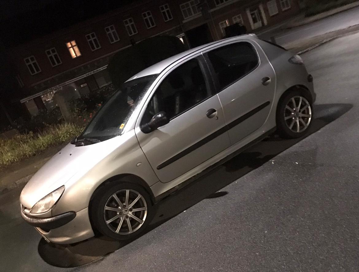 Peugeot 206 billede 7