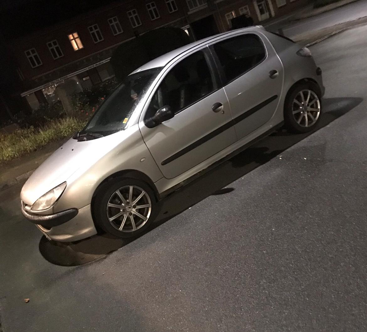 Peugeot 206 billede 6