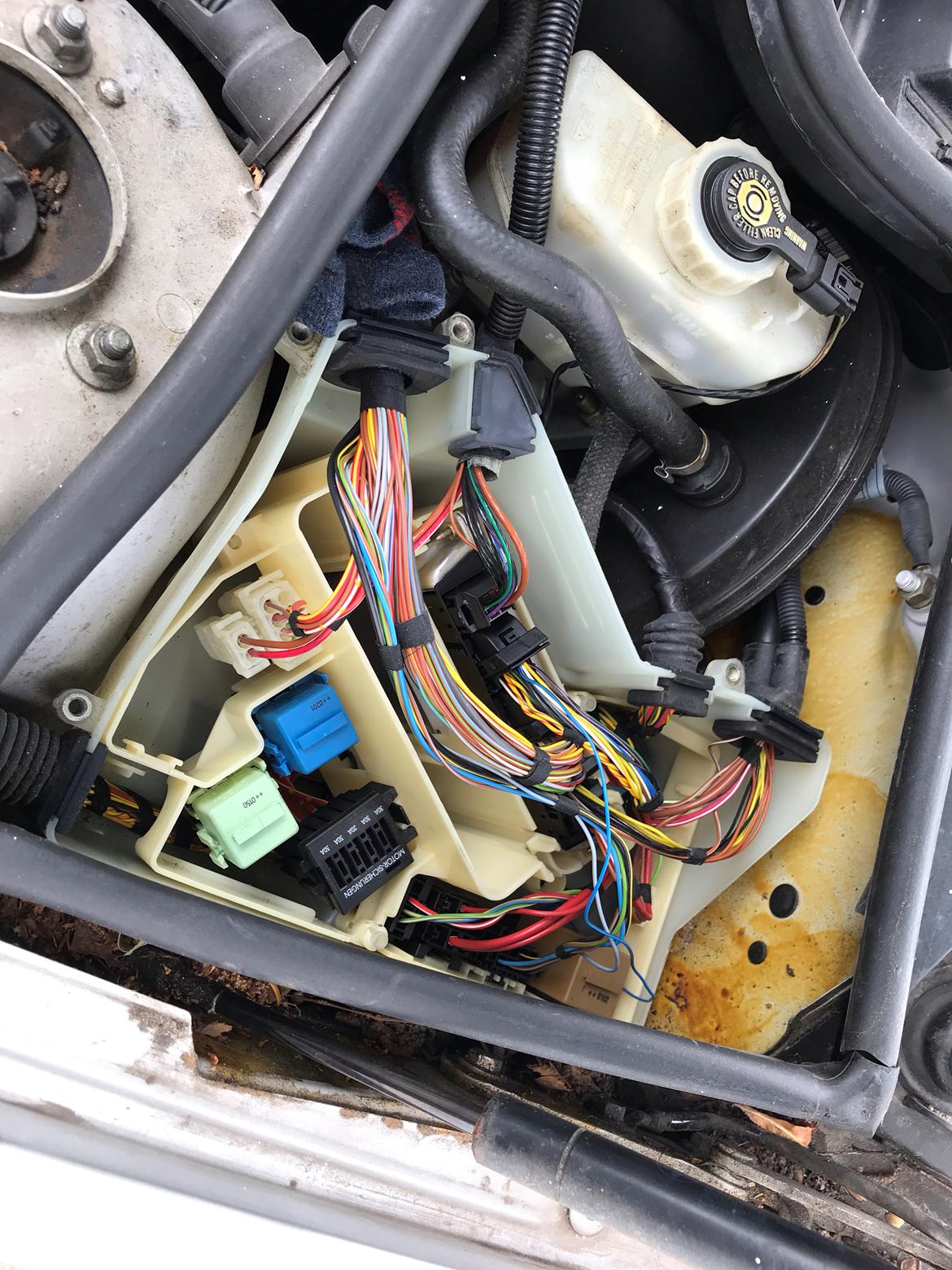 BMW 320 i række 6'er billede 11