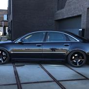 Audi A8 Quattro