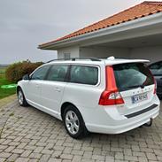 Volvo V70 2,4D Momentum Business