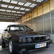 BMW e34 535IA/540IA