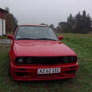 BMW E30 325 i Coupé