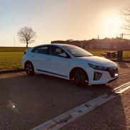 Hyundai IONIQ HEV