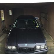 BMW 320i E36 Touring
