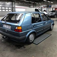 VW Golf 2
