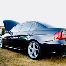 BMW E90 325i 3,0 ///M Technic