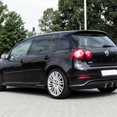 VW Golf V R32