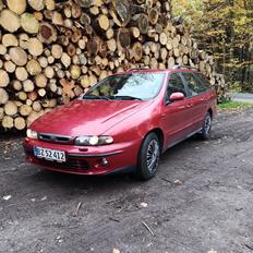 Fiat Marea Weekend HLX (Type 185)