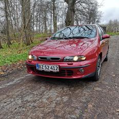 Fiat Marea Weekend HLX (Type 185)