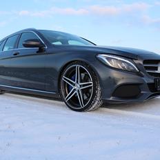 Mercedes Benz C350e Hybrid 