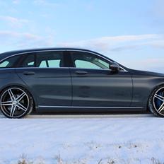 Mercedes Benz C350e Hybrid 