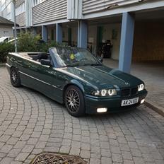 BMW 318 i cabriolet (TOTALSKADET)