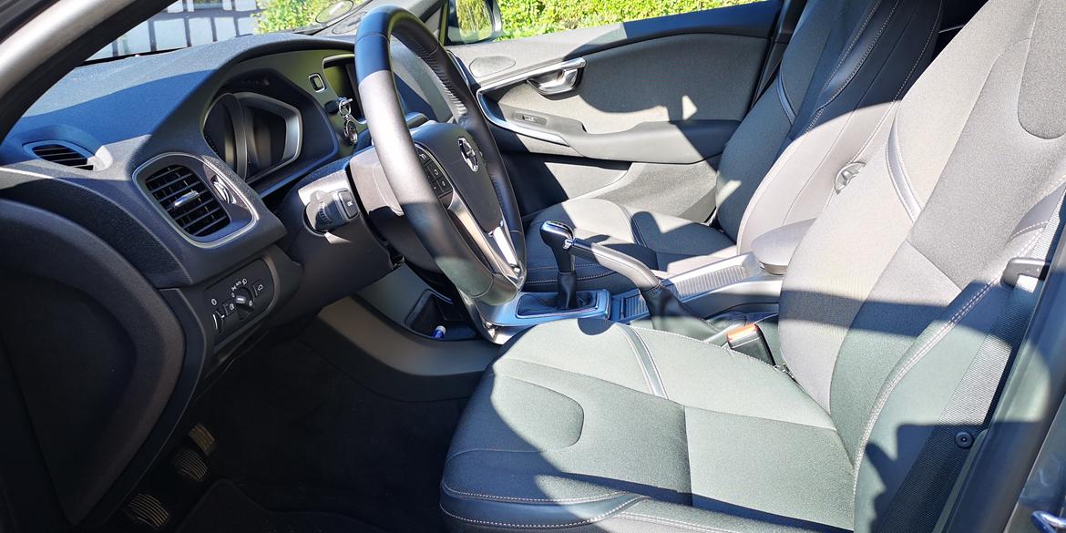 Volvo V40 D4 Momentum CC billede 5