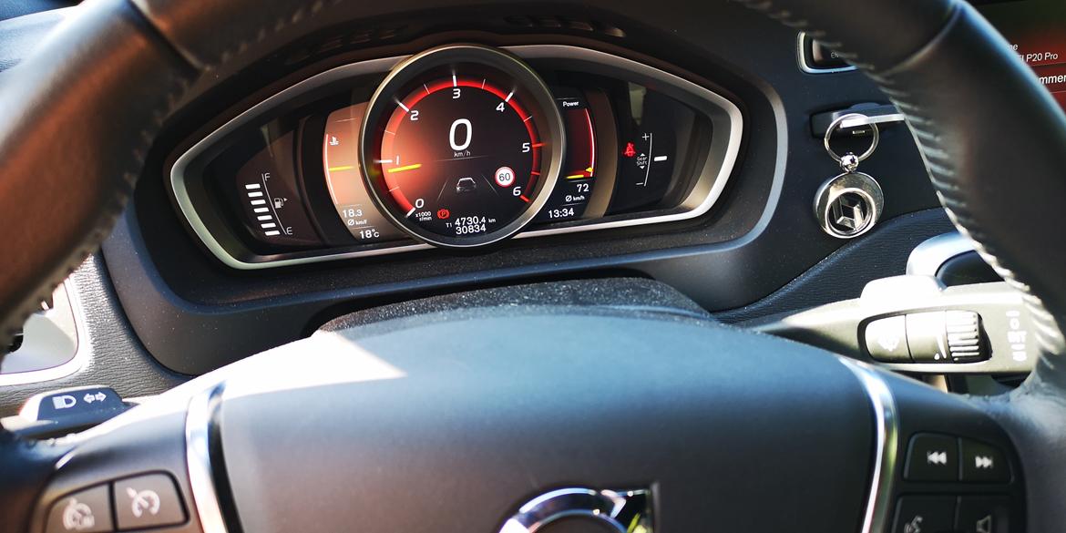 Volvo V40 D4 Momentum CC billede 8