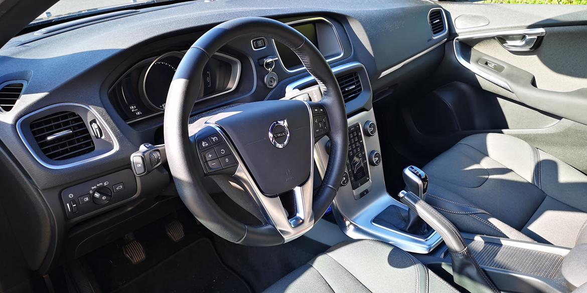 Volvo V40 D4 Momentum CC billede 7