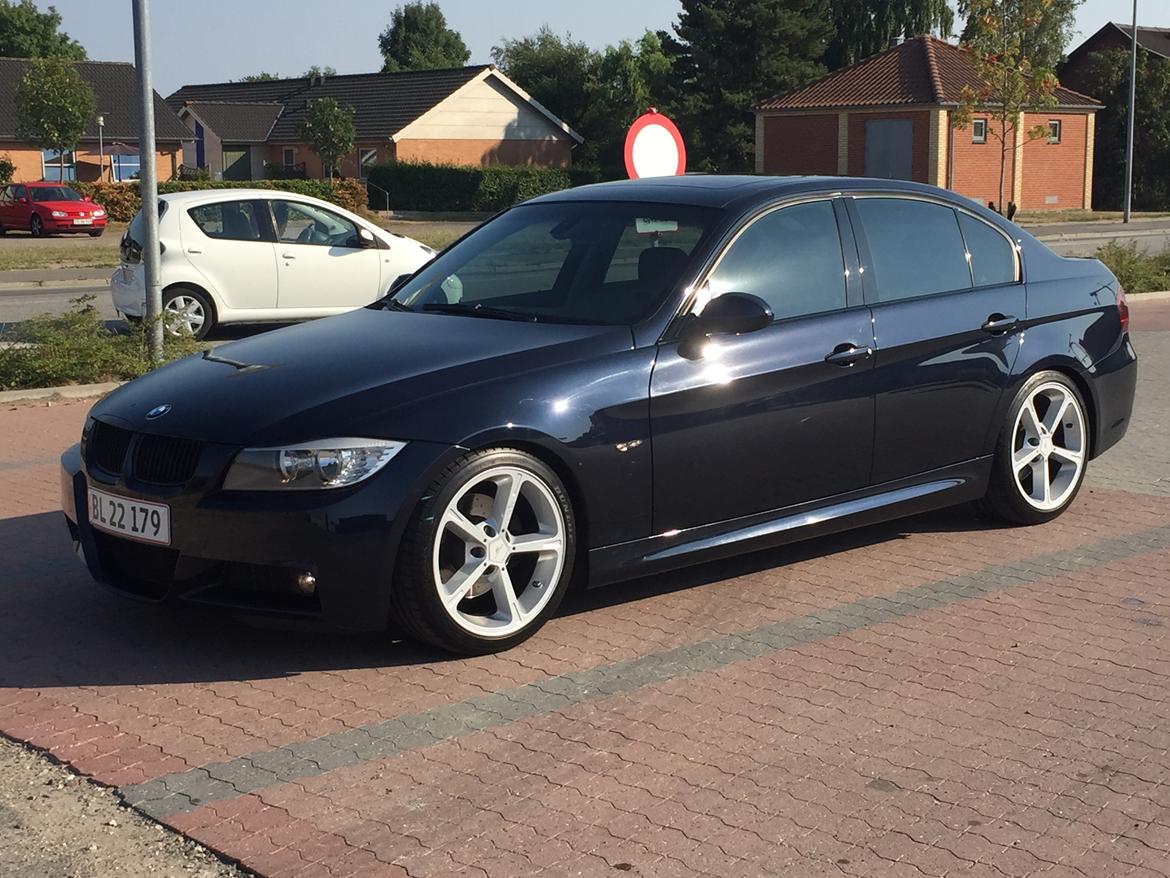BMW E90 325i 3,0 ///M Technic billede 3