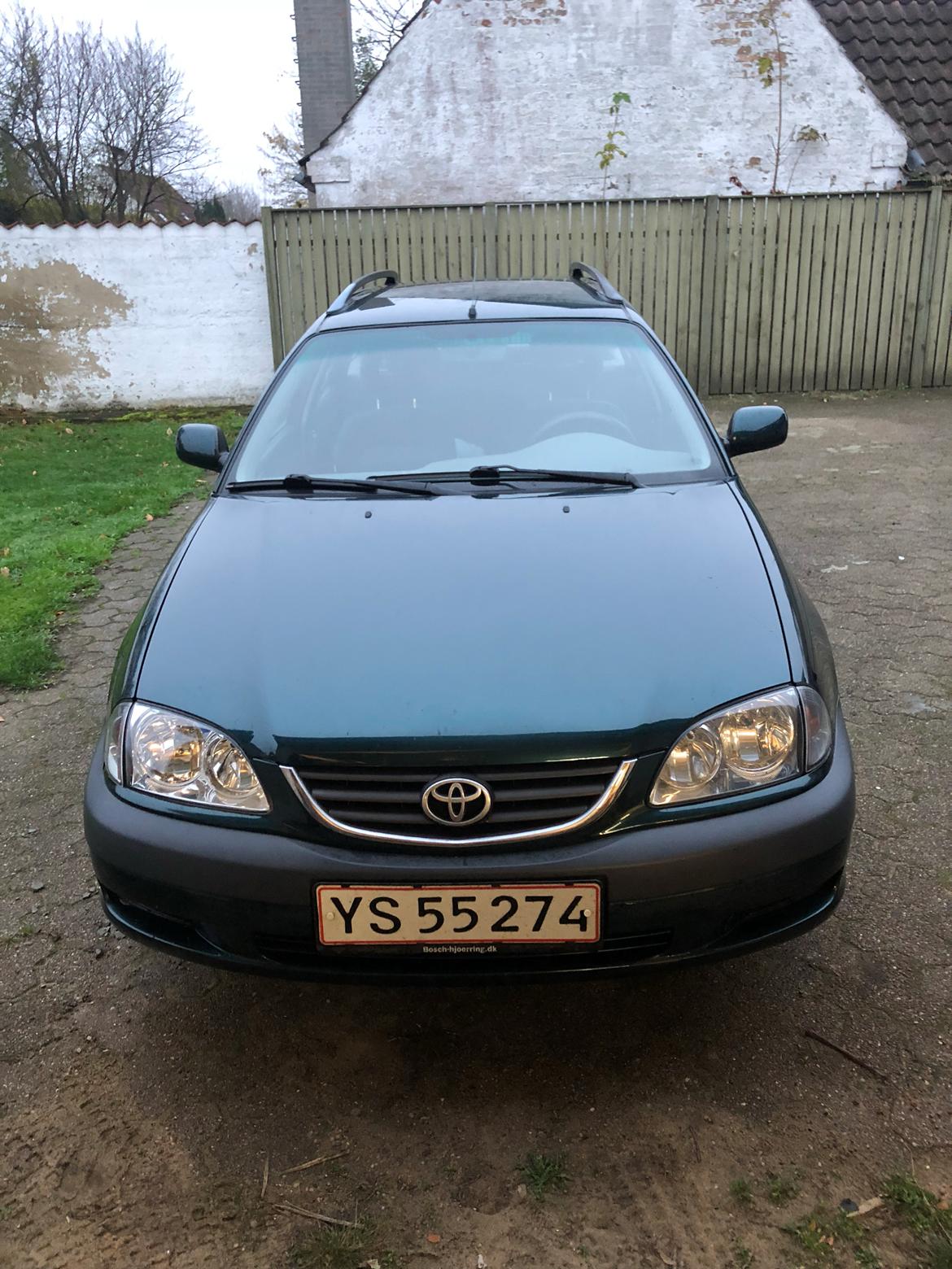 Toyota Avensis 1,8 stc. billede 1