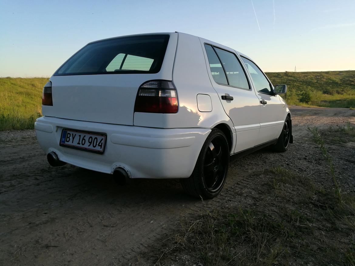 VW Golf 3 bilen er blevet stjålet billede 4