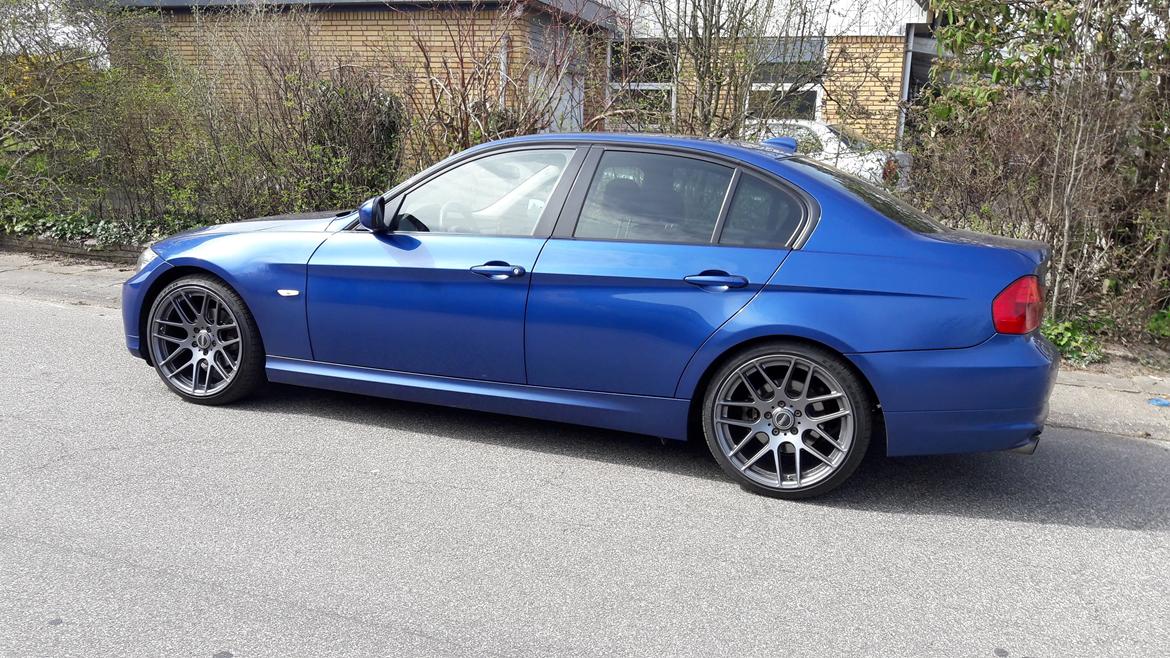 BMW e90 318d billede 2