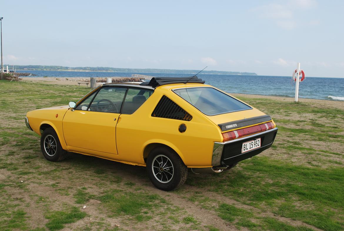 Renault 17 TS Phase 2 med soft top (folde-tag) billede 2