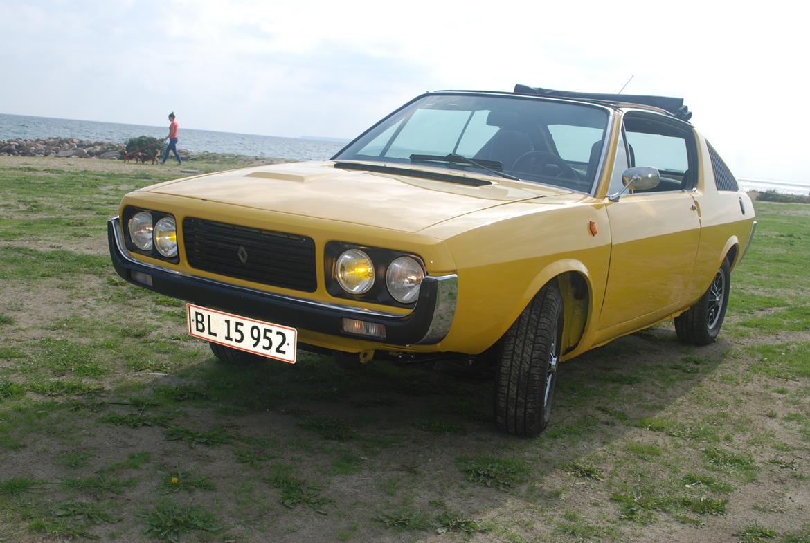 Renault 17 TS Phase 2 med soft top (folde-tag) billede 4