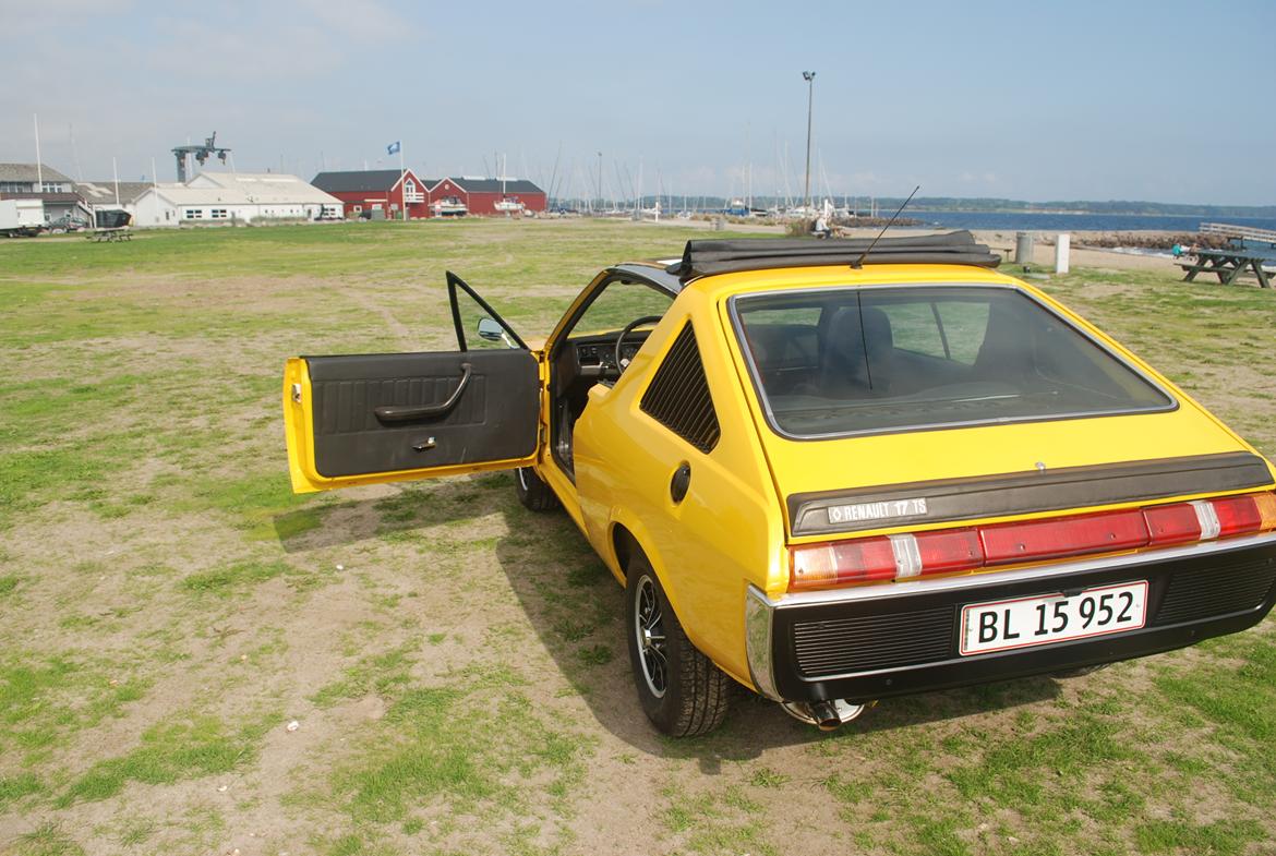 Renault 17 TS Phase 2 med soft top (folde-tag) billede 20