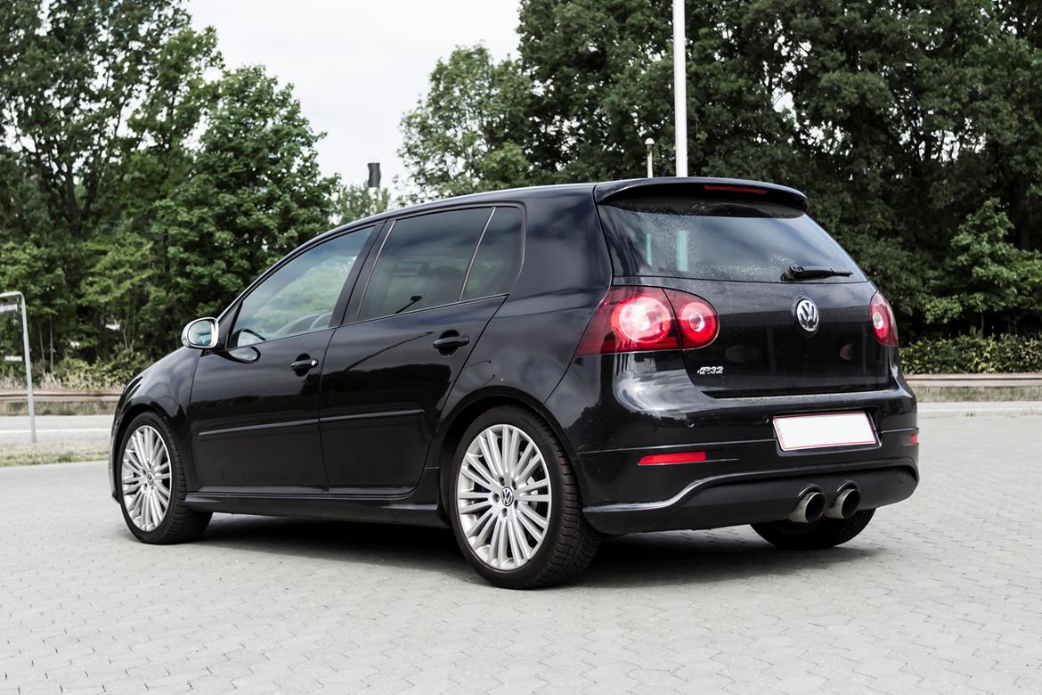 VW Golf V R32 billede 2