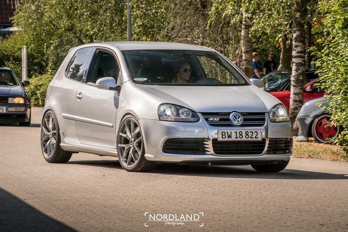 VW Golf V R32 billede 1