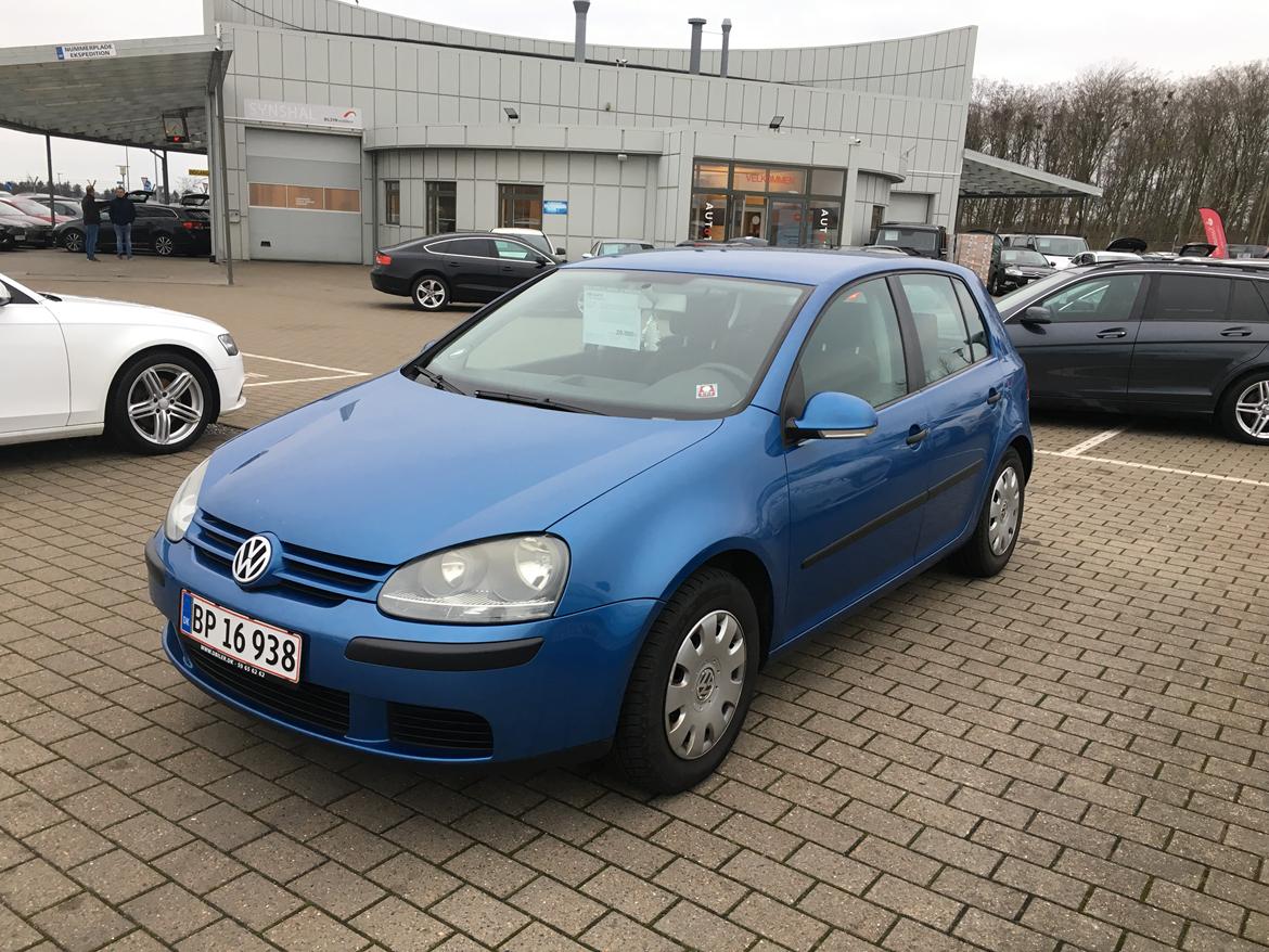 VW Golf V billede 1