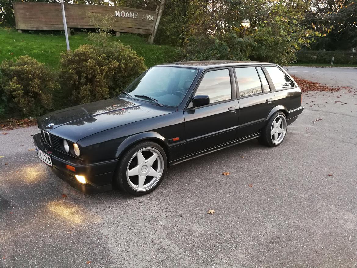 BMW E30 320i M50 Touring billede 18