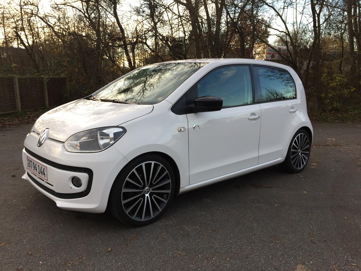 VW Up Roskilde Edition (Solgt)  billede 1